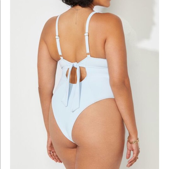 Black Underwire One Piece - Picture 3 of 4